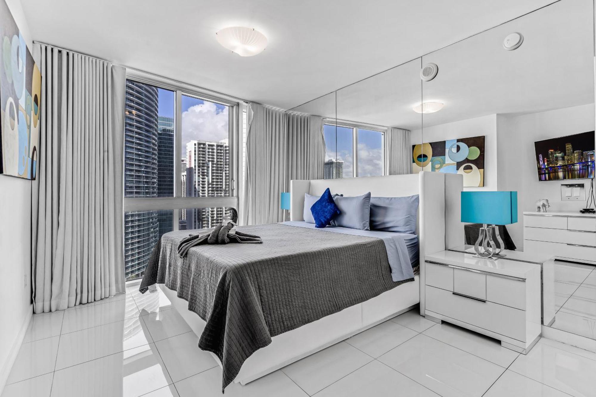 Luxurious Condo At Icon With Views Miami Esterno foto